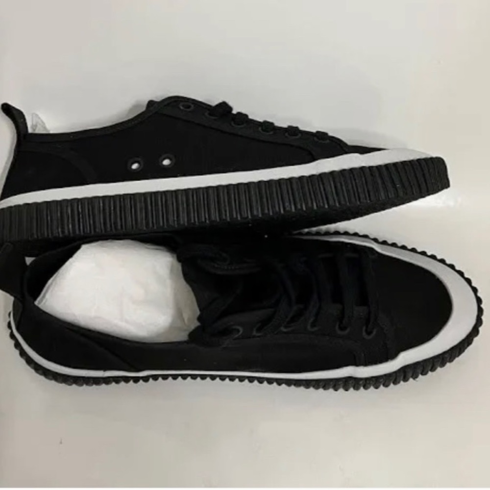 James Perse Women's Low Top Sneakers
Us Size 7